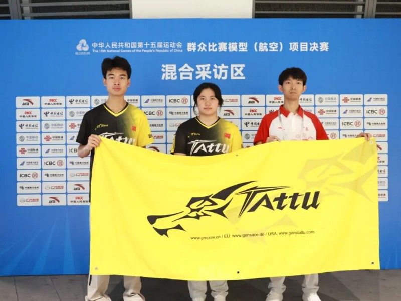 孔海森、何雨瞳、李皓哲